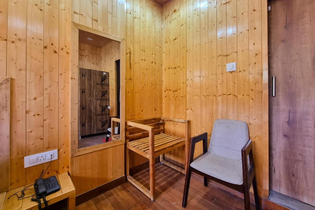 Hotel White Cloud Banikhet 외부 사진