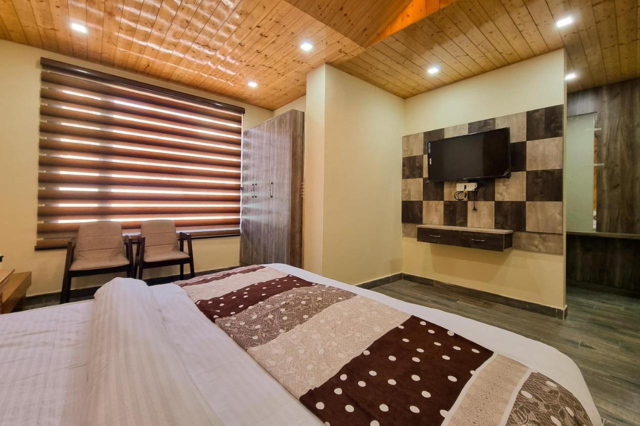 Hotel White Cloud Banikhet 외부 사진