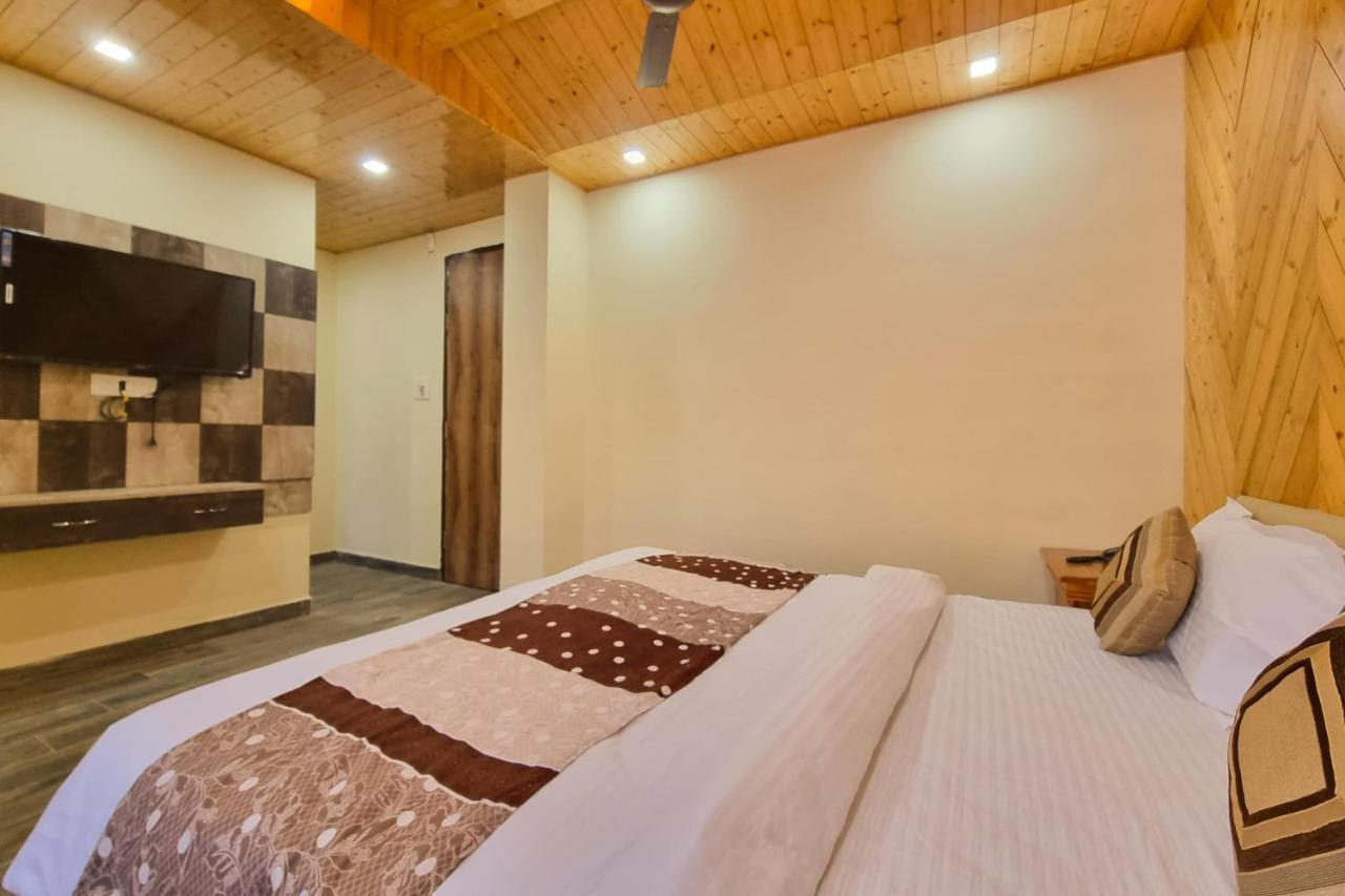 Hotel White Cloud Banikhet 외부 사진