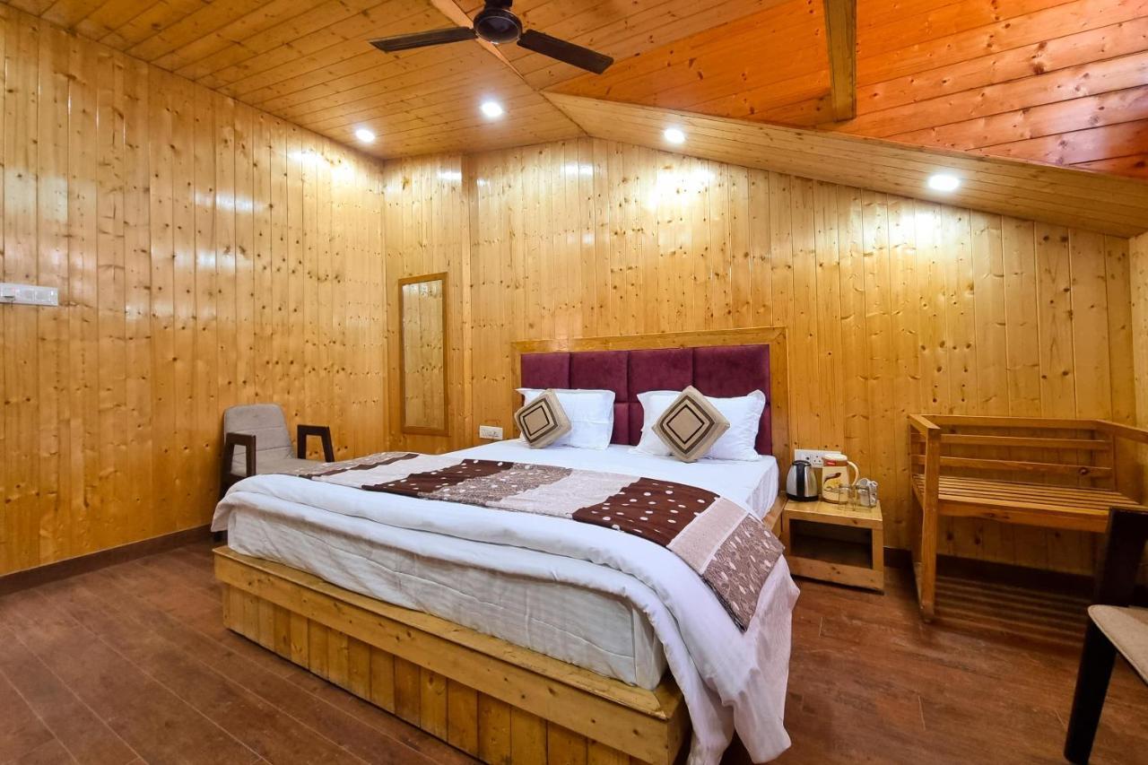 Hotel White Cloud Banikhet 외부 사진